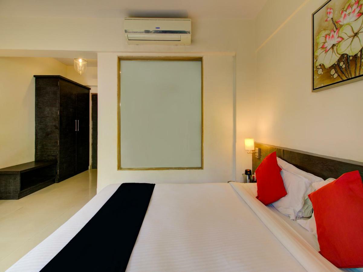 Capital O 36727 Plush Retreat Hotel Dive Exterior foto